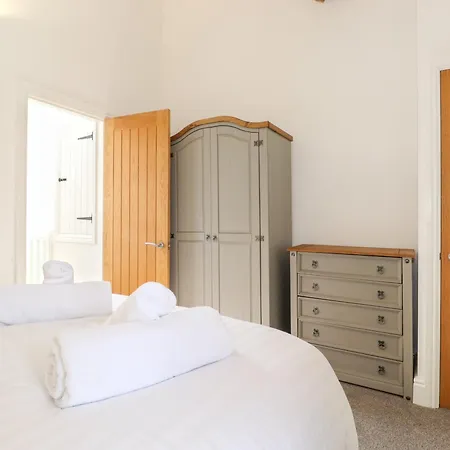 Дом отдыха 11 Longpool *