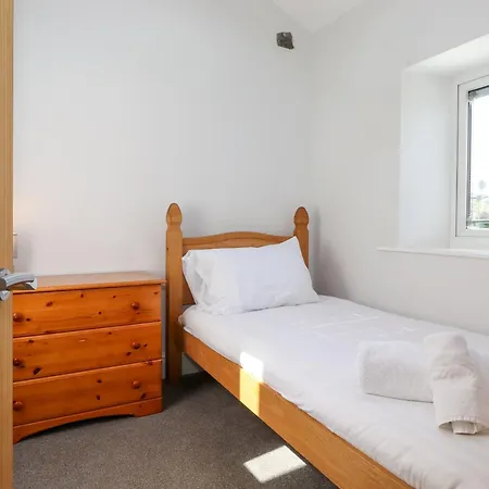 11 Longpool Holiday home *